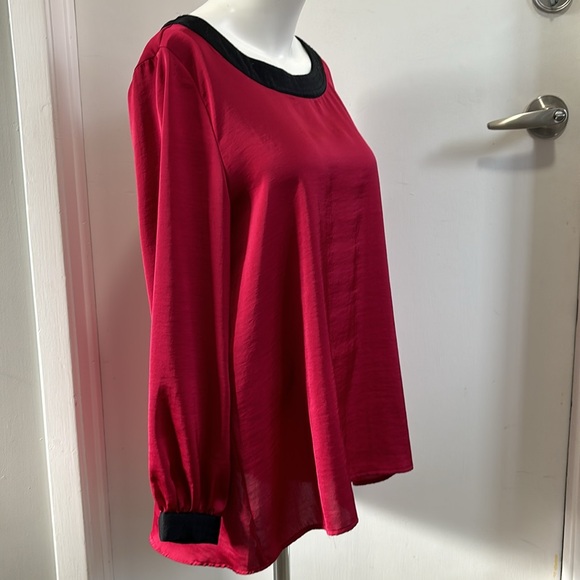 KENNETH COLE REACTION stain blouse - Picture 2 of 8